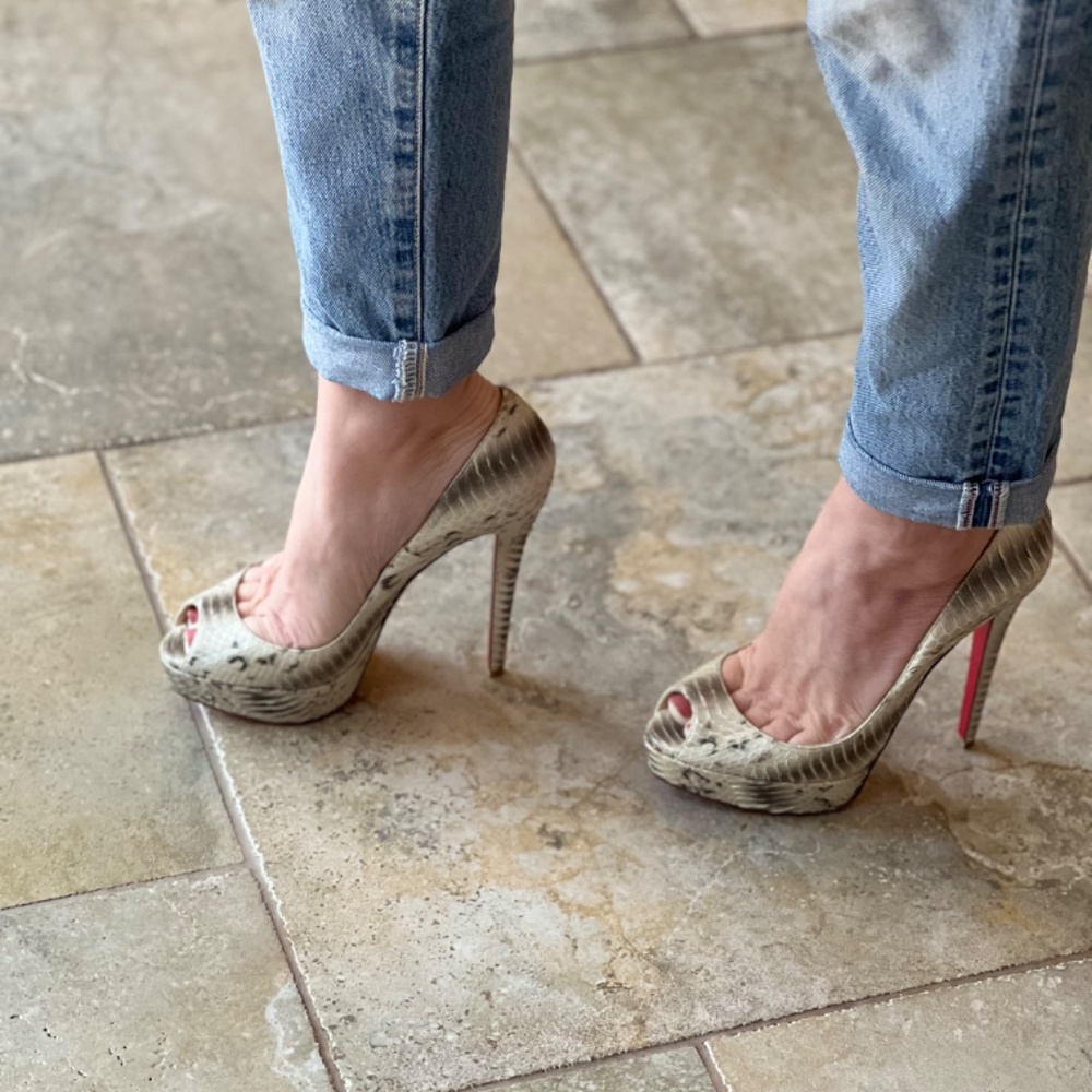 Christian Louboutin  Peep Toe Platform Pump -Grey Snakeskin - Picture 4 of 17